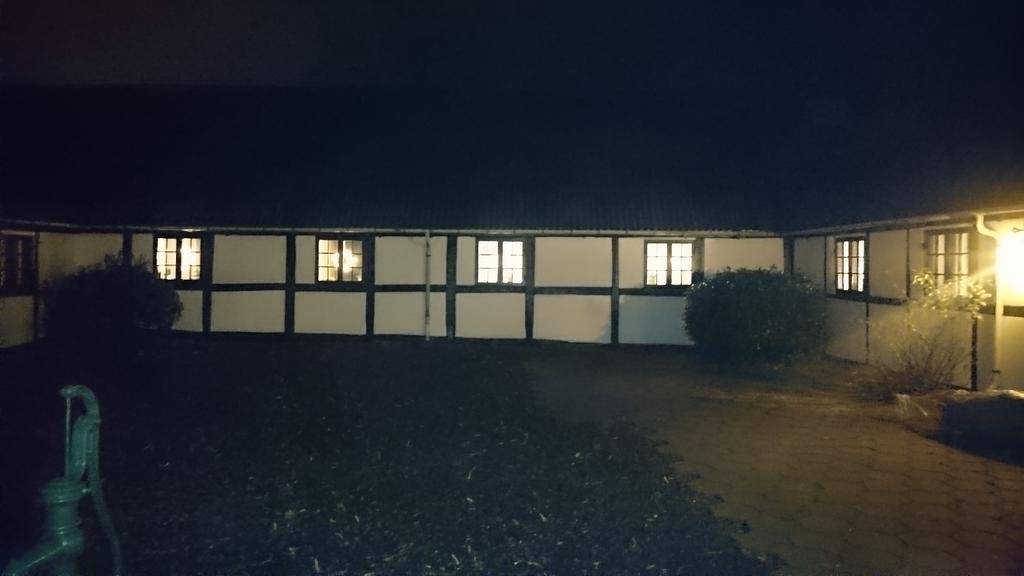 Dastrup Bed & Breakfast Viby Екстериор снимка