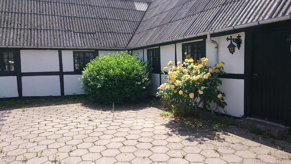 Dastrup Bed & Breakfast Viby Екстериор снимка